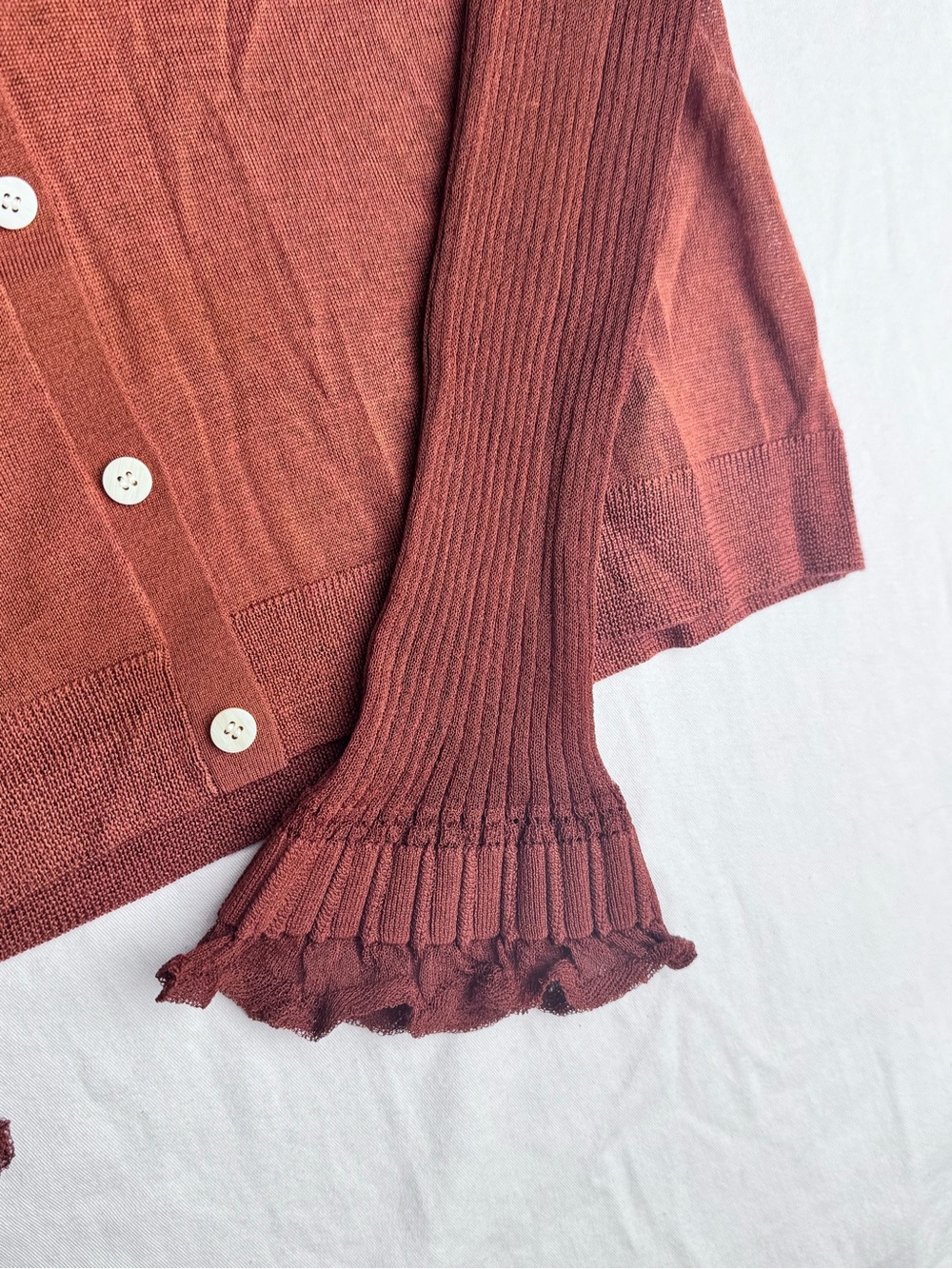 Theory Wool Blend Sheer Sleeve Ruffle Cuff Cardigan Size M Rust Red - Picture 3 of 8
